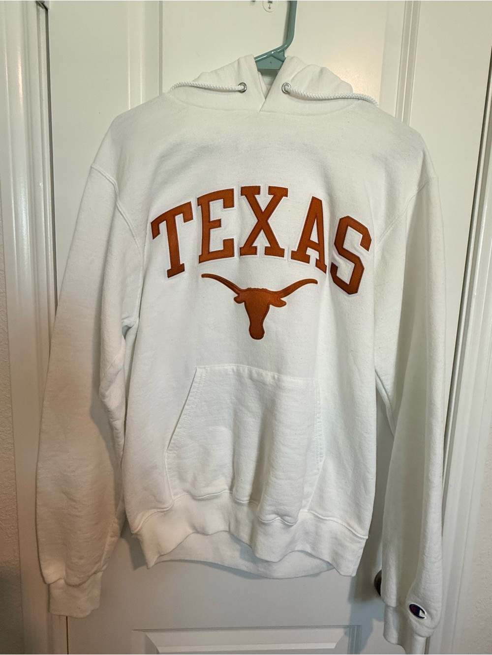 champion, Texas Longhorns, UT White sweatshirt hoodie. Appliqué